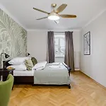 Appartamento Miodowa Street P&o Serviced M3 *