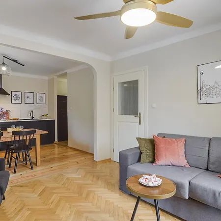 Miodowa Street P&o Serviced M3 *