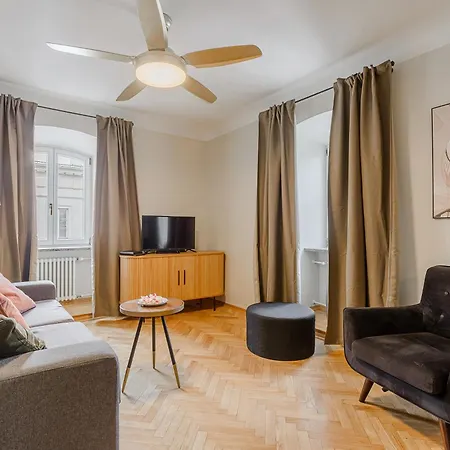 Miodowa Street P&o Serviced M3 Warschau